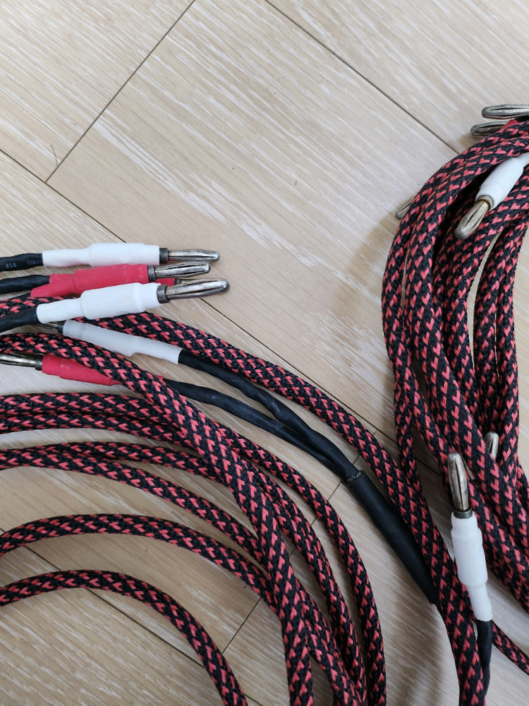 웨스턴 구리 스피커 케이블 판매합니다 이미지