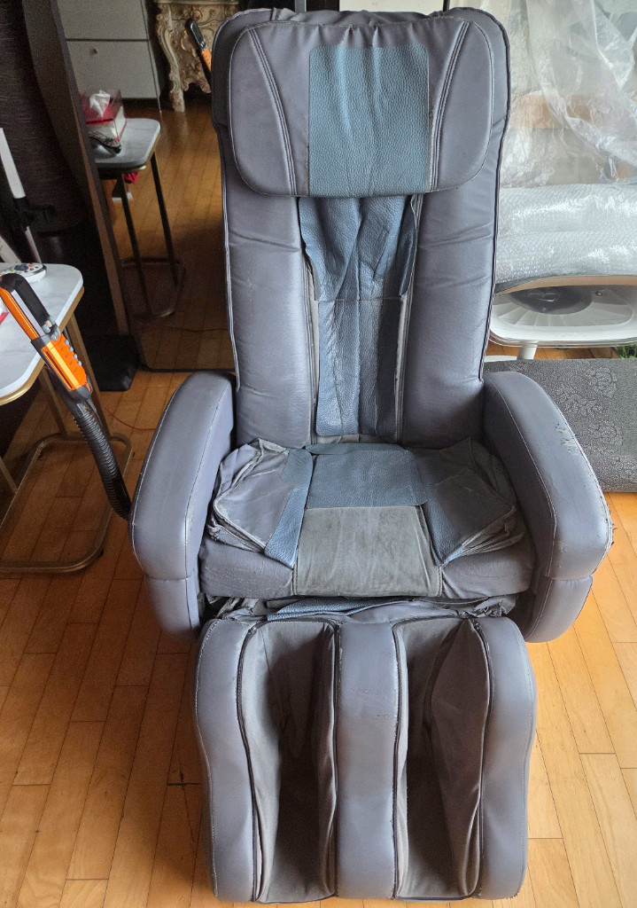 휴테크 T5 안마의자 나눔합니다 이미지