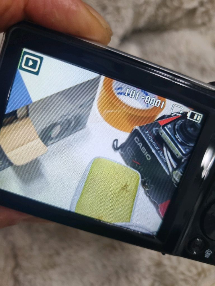 카시오 엑슬림 ex-v7 레트로 디카 빈티지 카메라 이미지