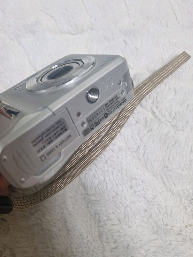 카시오 qv-r40 레트로 디카 빈티지 카메라 이미지