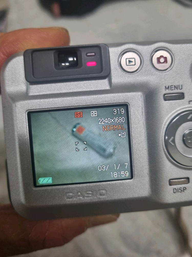 카시오 qv-r40 레트로 디카 빈티지 카메라 이미지