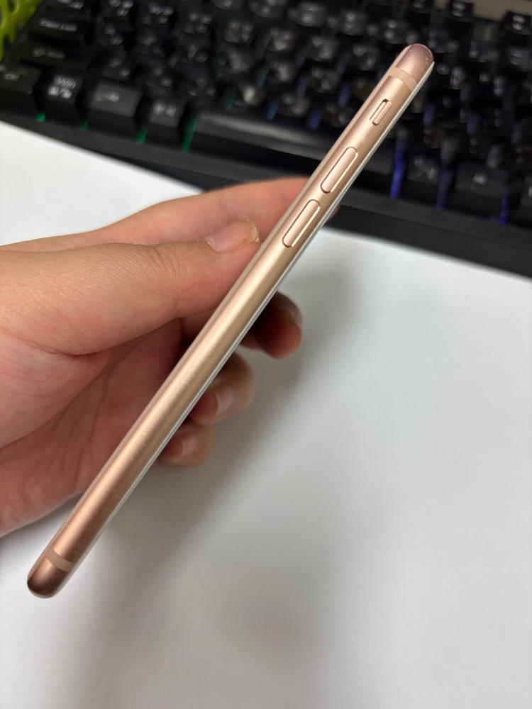 아이폰8 256GB 골드 중고폰 배터리100% 레트로감성 사진폰 인스타 카메라폰 095789 이미지