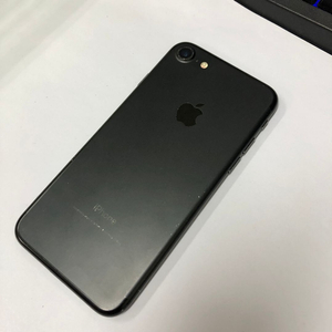 아이폰7 32GB 블랙 중고폰 배터리100% 인스타 사진폰 레트로감성 카메라폰 111281 이미지