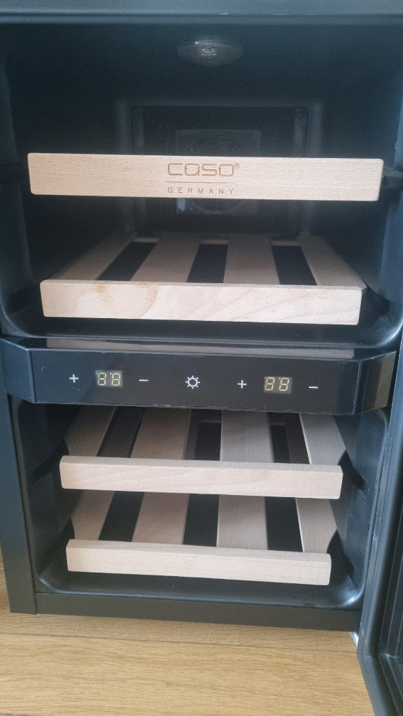 까소디자인 와인셀러 12병 이미지