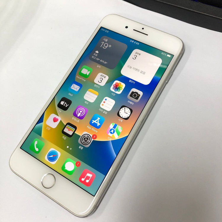 아이폰8플러스 64GB 실버 중고폰 배터리91% 인스타 사진폰 레트로감성 카메라폰 124364 이미지