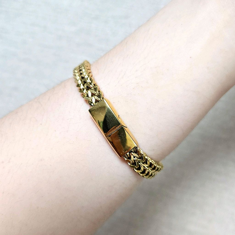 [새상품] 불교 반야심경 남자 여자 스테인리스 금팔찌 염주팔찌/목걸이 반지 진주 썬글라스 선글라스 낚시 자전거 골프 이미지