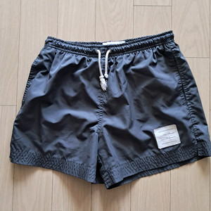 톰브라운 수영복 ( 캐시미어 가디건 톰브라운 후드티 니트 수트 이미지