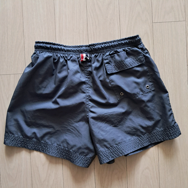 톰브라운 수영복 ( 캐시미어 가디건 톰브라운 후드티 니트 수트 이미지