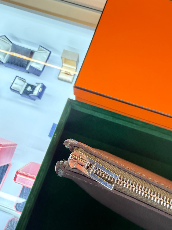 정품 에르메스 클러치백 이미지