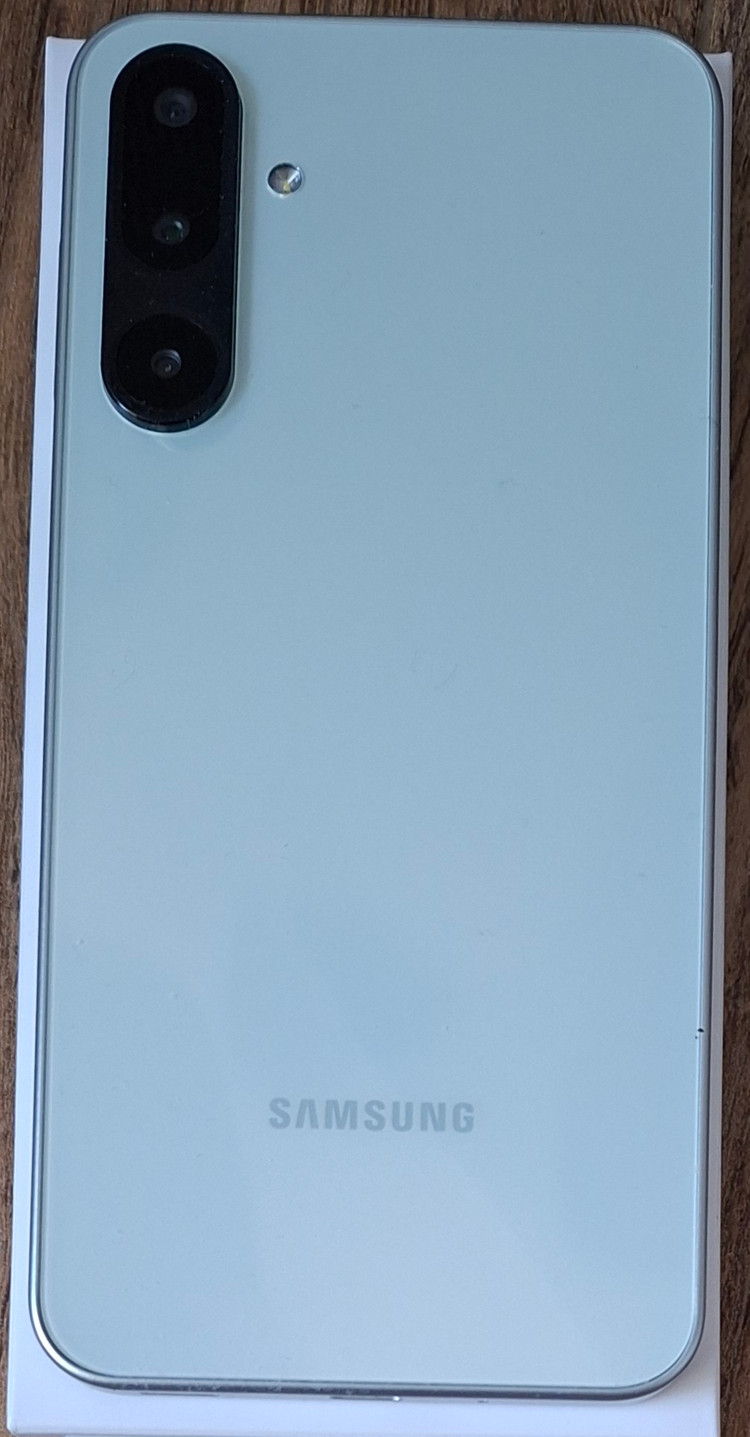 삼성 갤럭시 와이드8 박스풀 S급 이미지