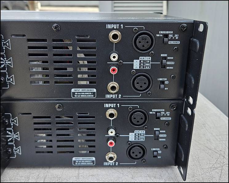 베링거(Behringer) EPQ1200 중고 파워 앰프 (4Ω: 600W x 2) 이미지