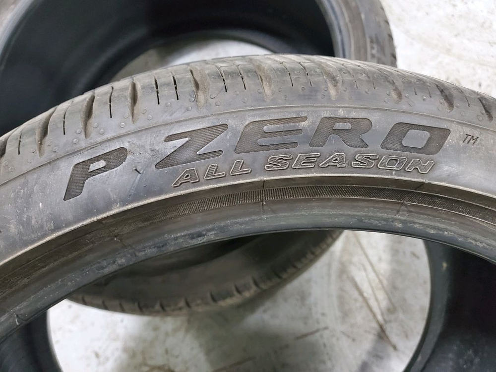 피렐리 피제로 275 35 20 올시즌 타이어 2짝팝니다 이미지