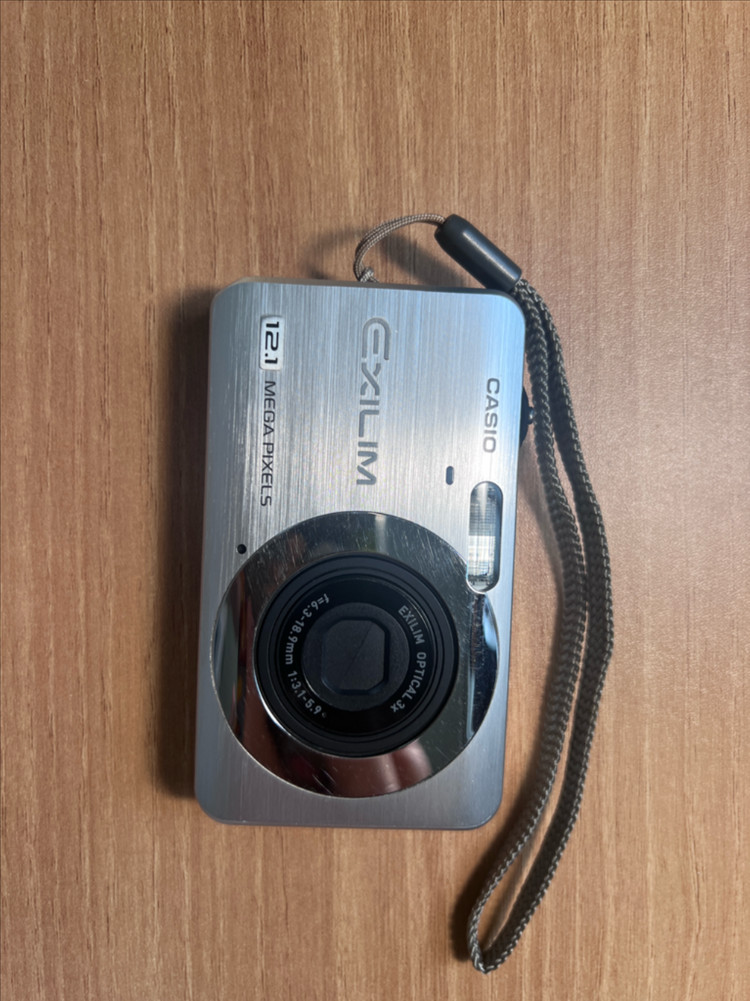 카시오 엑슬림 z90 Exilim 빈티지 디카 이미지