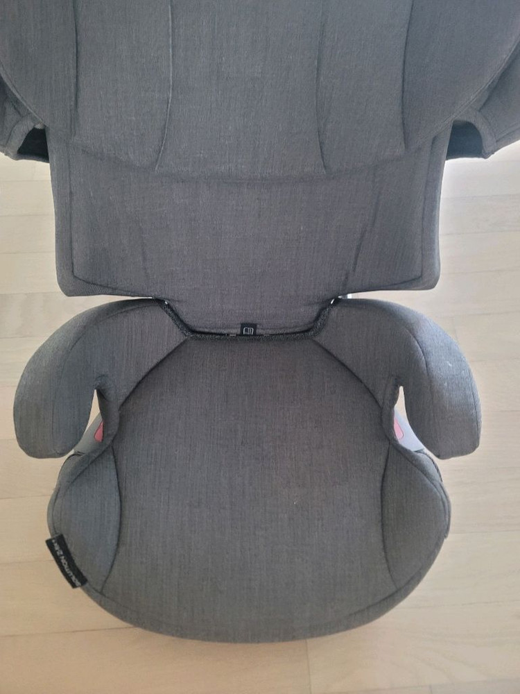 아이사이즈 카시트 이미지