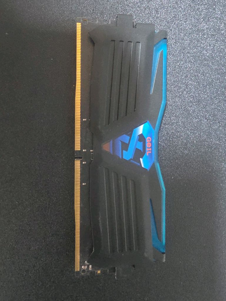 GeIL DDR4 pc4 17000 16GB 튜닝램 이미지