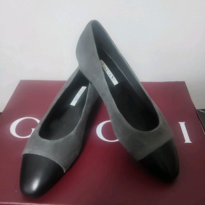 새상품 금강제화 스웨이드 가죽 여성 로퍼 펌프스 여자 240 이미지