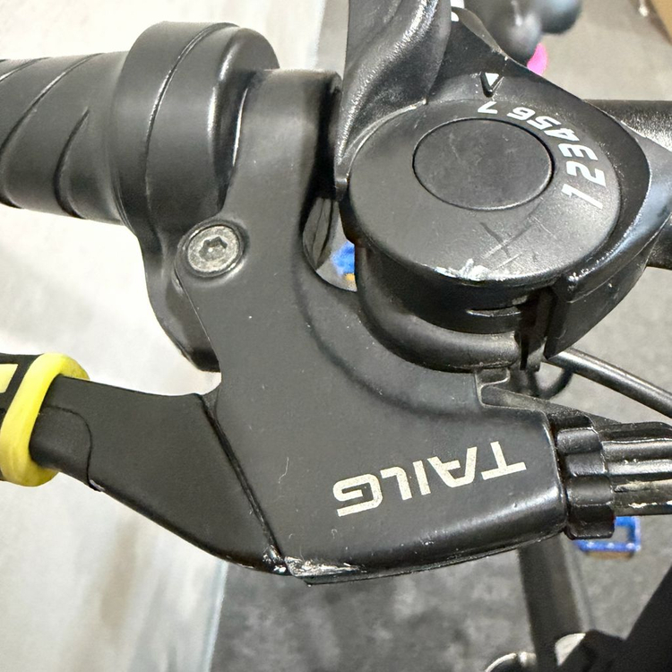 모토벨로 TX8 전기자전거 이미지