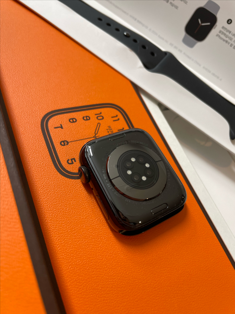 애플워치8에르메스 누아 45mm 리퍼신품 이미지