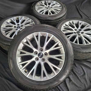 [A급] 제네시스 GV80 19인치 순정 휠 + 라우펜 타이어 세트 (호환성 최상) 이미지