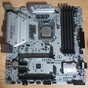 인텔 i7-8700 + B360M 박격포 티타늄 이미지