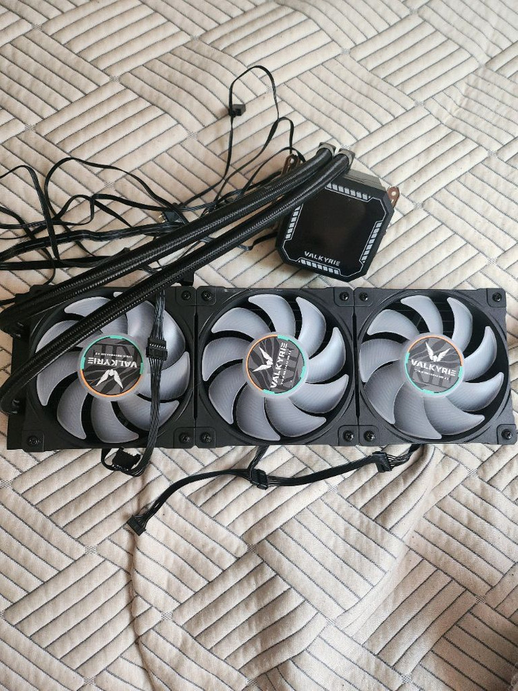 발키리B360 수냉쿨러 판매합니다. 이미지