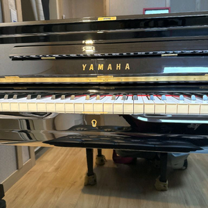 일본직수 야마하 U1 업라이트 피아노. 전공자 연습용 이미지
