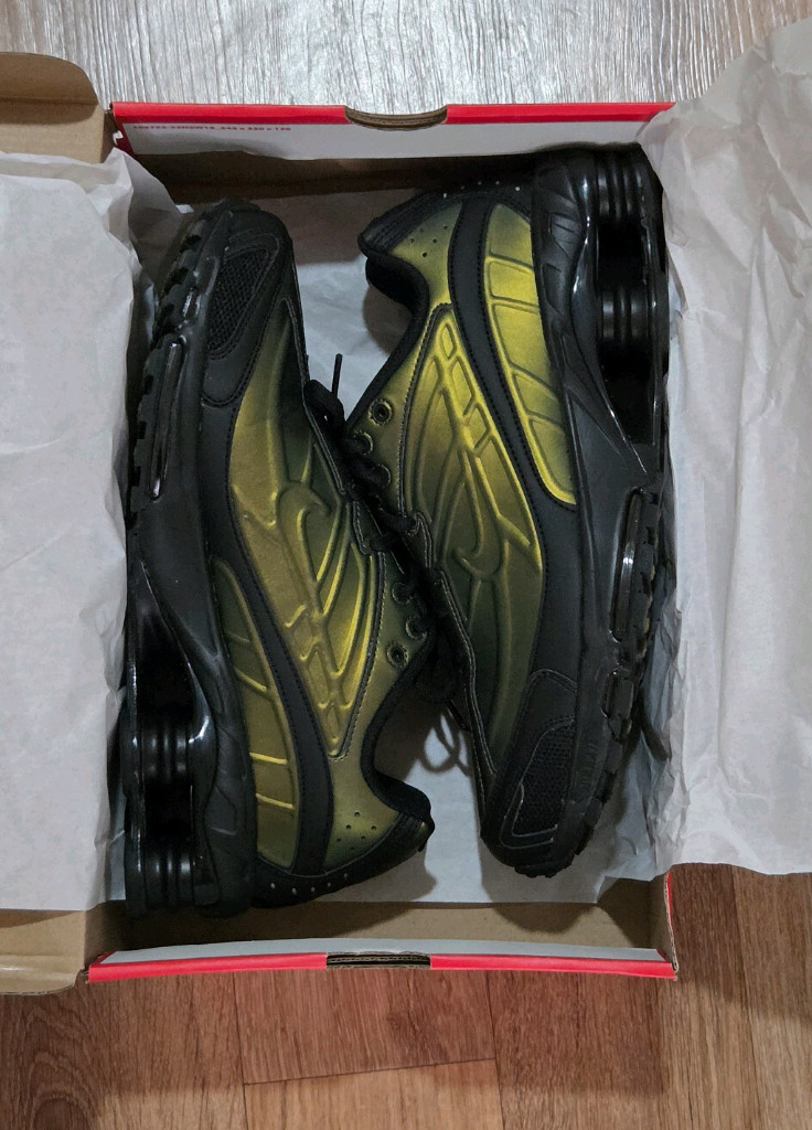 나이키 샥스 라이드 2 블랙 카고 카키 이미지