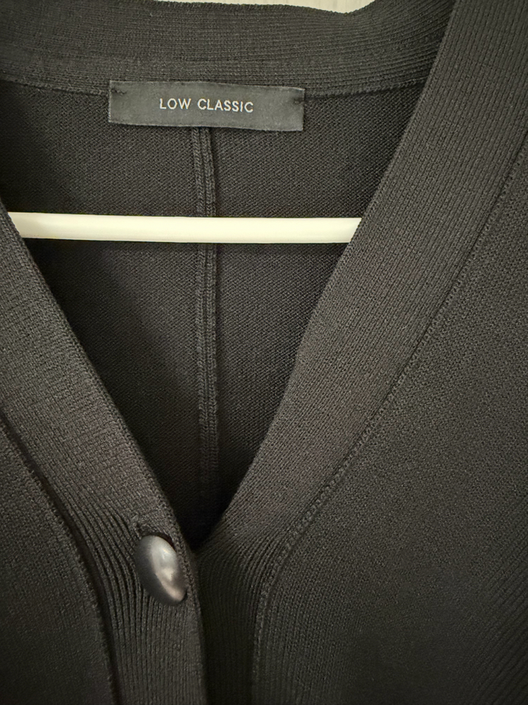 로우클래식 암홀 포인트 가디건, 로우클래식 니트 가디건 이미지