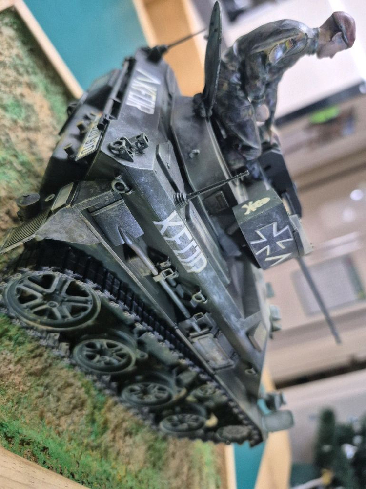 *각종교신가능*정밀도색프라모델(대형1/16디스플레이전용)RC카탱크호환&독일연방*비젤Mk2.0비네트작~바람에언덕에서 이미지