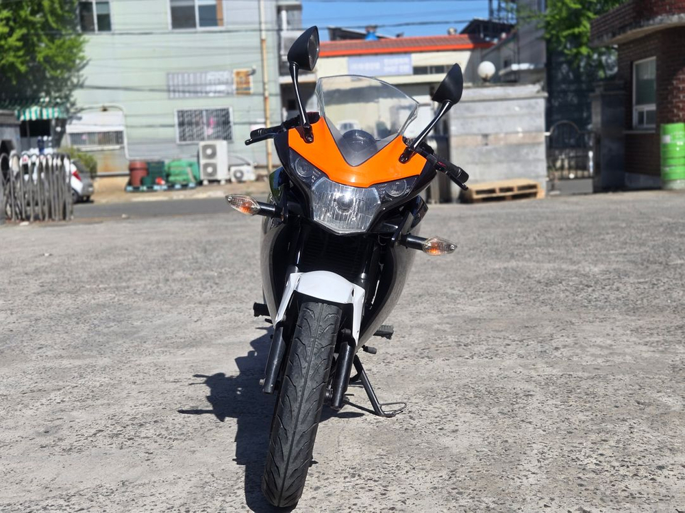 12년식 혼다 CBR 125 판매합니다 이미지