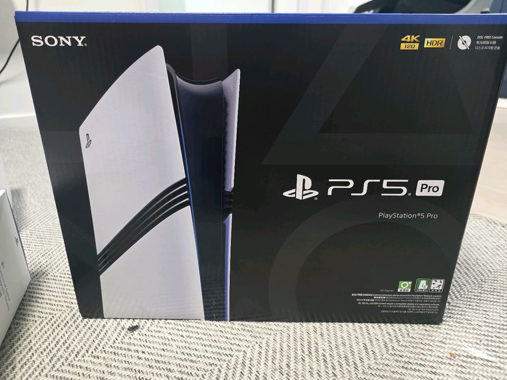 PS5 PRO + 디스크 드라이브 + 펄스 엘리트 + 타이틀 8종 팝니다 이미지