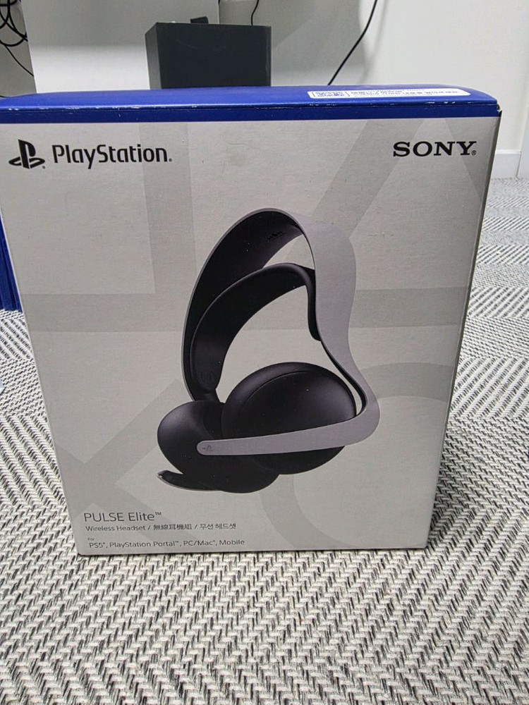 PS5 PRO + 디스크 드라이브 + 펄스 엘리트 + 타이틀 8종 팝니다 이미지