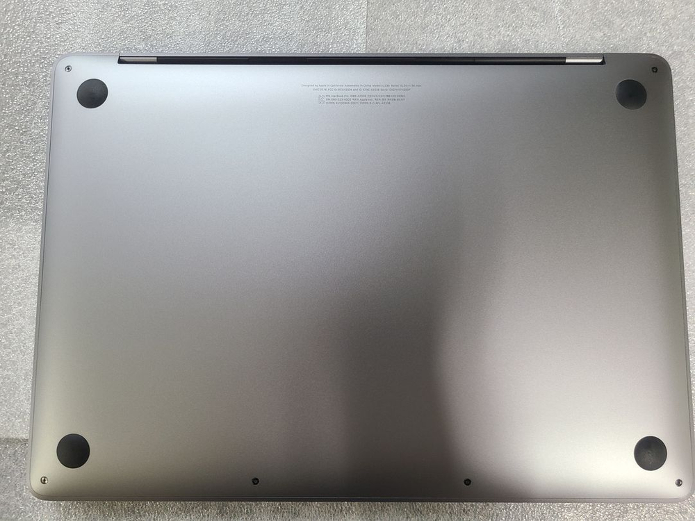 Apple MacBook Pro (13-inch, M1, 2020) 맥북프로 2020 (A2338) 이미지