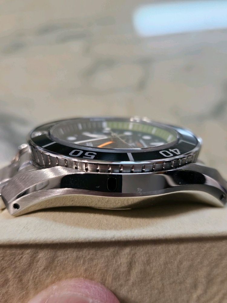 세이코 스모 솔라쿼츠GMT 이미지