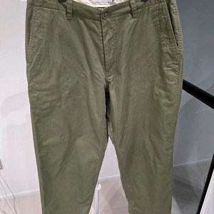 에스피오나지 카키색 면바지 L 이미지