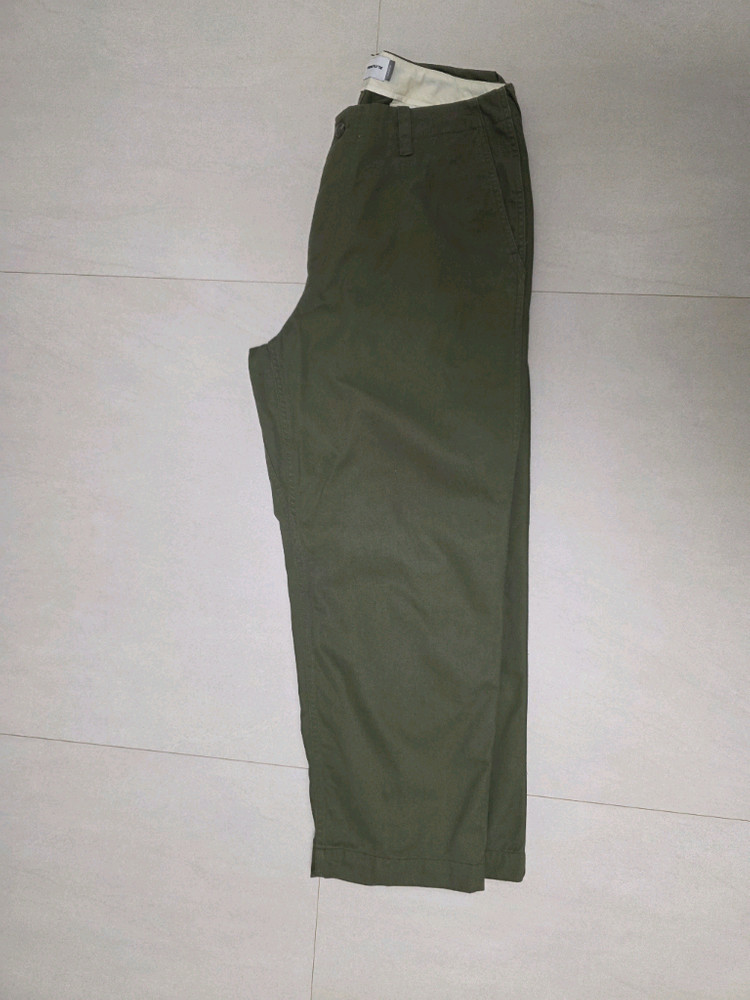 에스피오나지 카키색 면바지 L 이미지