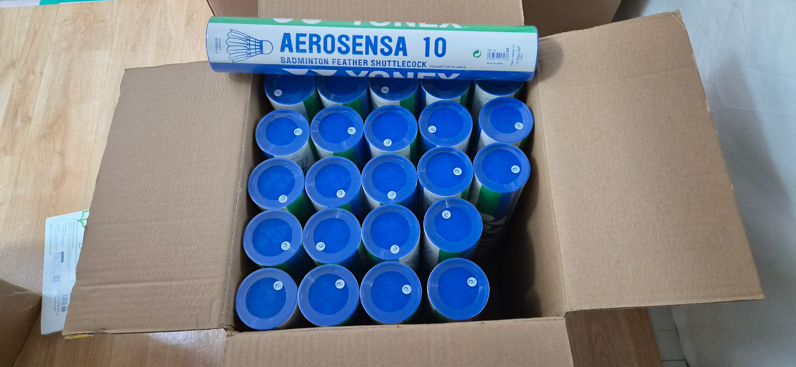 요넥스셔틀콕 AS10 판매합니다. 이미지