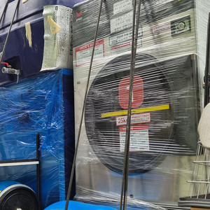 셀프빨래방 입소 세탁기 / 건조기 판매합니다 (상태 좋음) 이미지