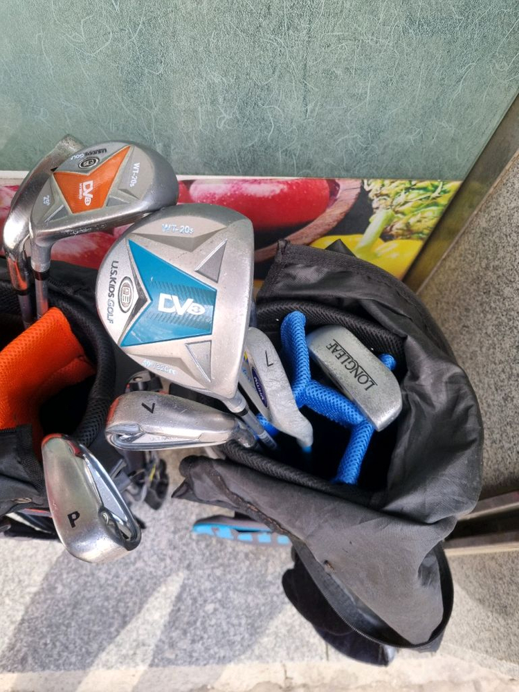 주니어 골프채 일괄 이미지