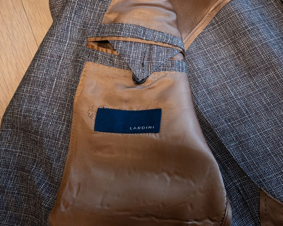 라르디니 / 가브리엘 파시니 싱글 피크드 재킷 판매합니다. 이미지