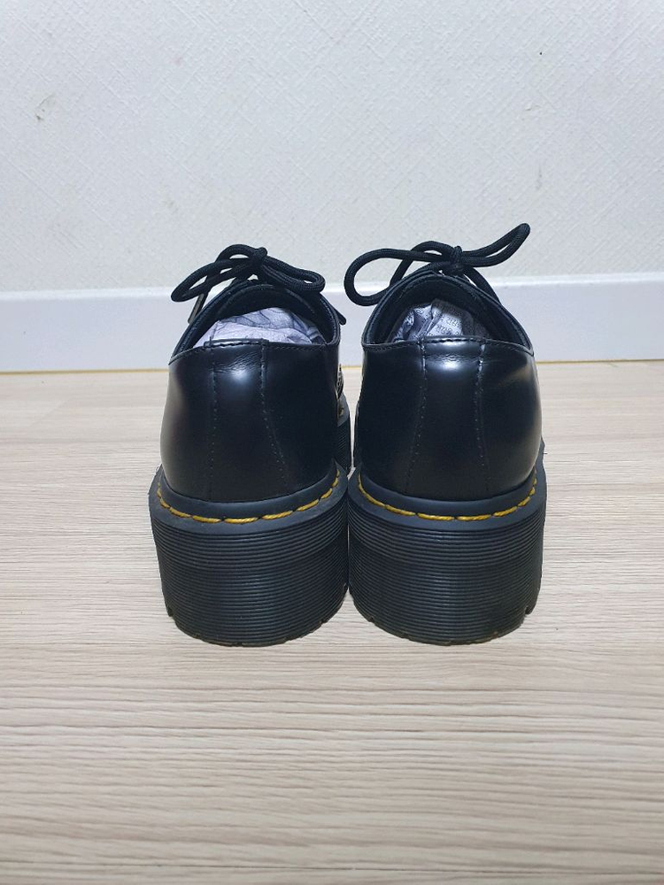 닥터마틴 1461 쿼드 블랙 250 이미지