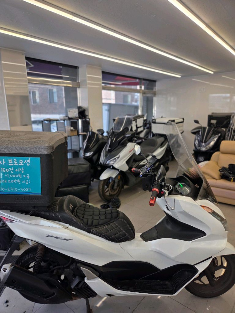 PCX125 22년식 이미지