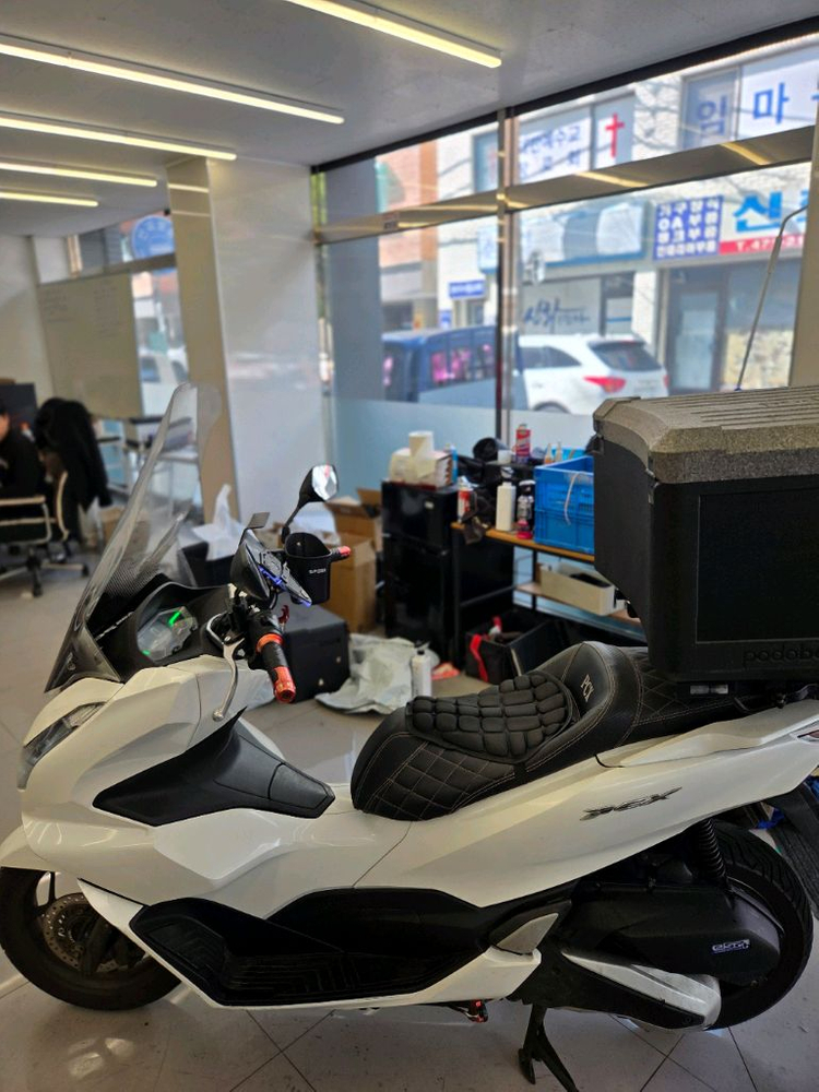 PCX125 22년식 이미지