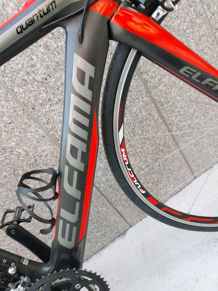 기함급 16년 엘파마 퀀텀 울테그라 기함 카본 로드자전거 52사이즈 팔아요. 이미지
