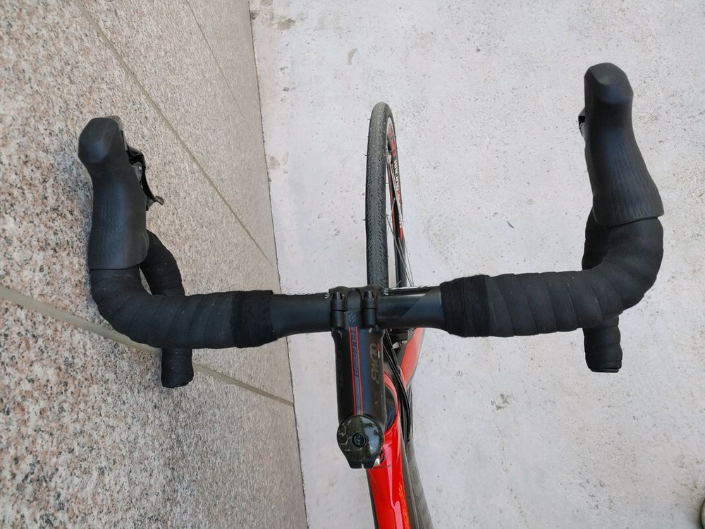 기함급 16년 엘파마 퀀텀 울테그라 기함 카본 로드자전거 52사이즈 팔아요. 이미지