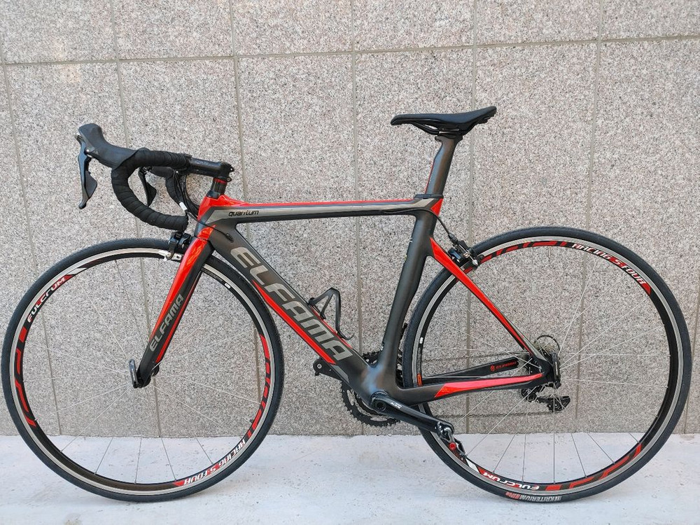 기함급 16년 엘파마 퀀텀 울테그라 기함 카본 로드자전거 52사이즈 팔아요. 이미지