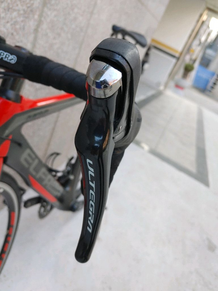 기함급 16년 엘파마 퀀텀 울테그라 기함 카본 로드자전거 52사이즈 팔아요. 이미지