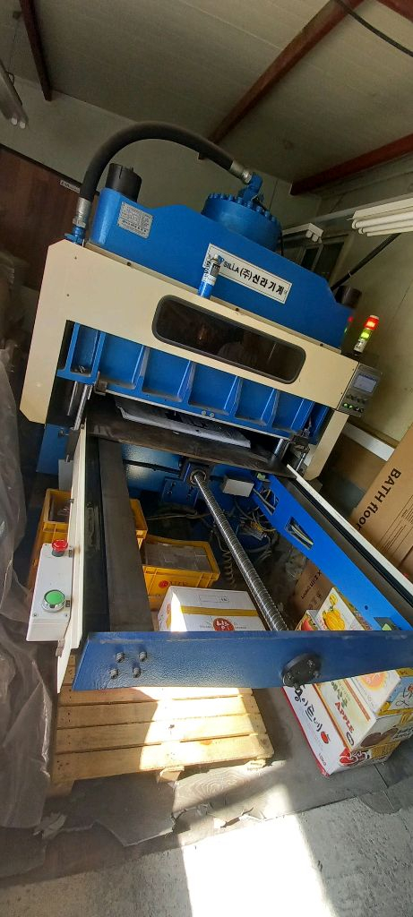 유압 톰슨프레스 이미지