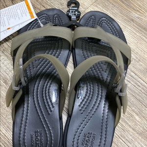 크록스 샌들 블랙 새상품 이미지