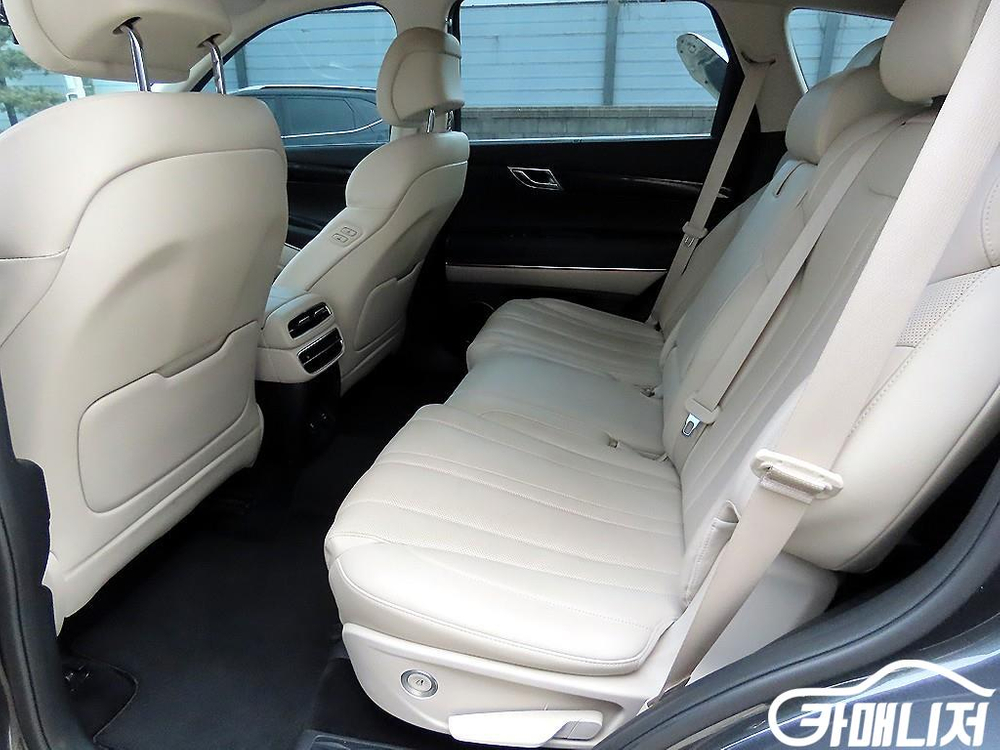 [제네시스]GV80 디젤 3.0 AWD (5인승) 이미지